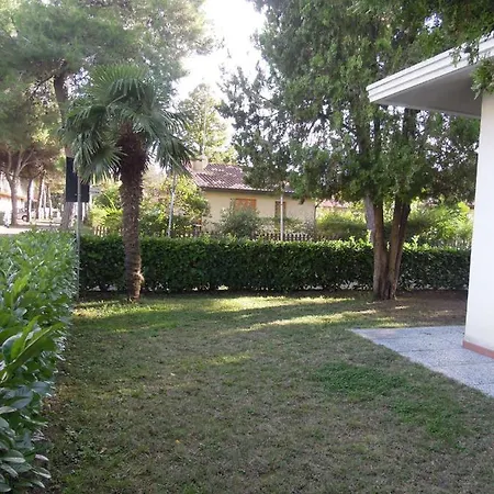 Peaceful With Garden Surrounded By Nature Apartment Bibione