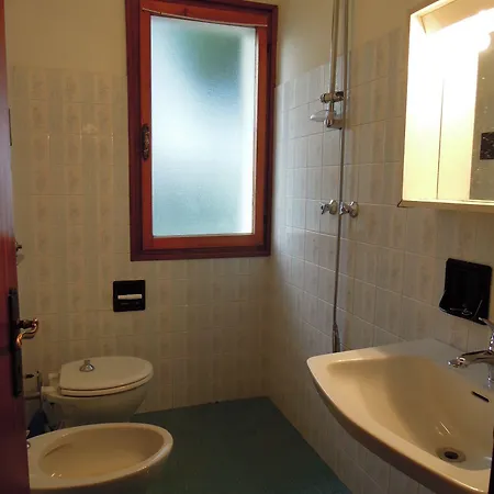 Peaceful With Garden Surrounded By Nature *