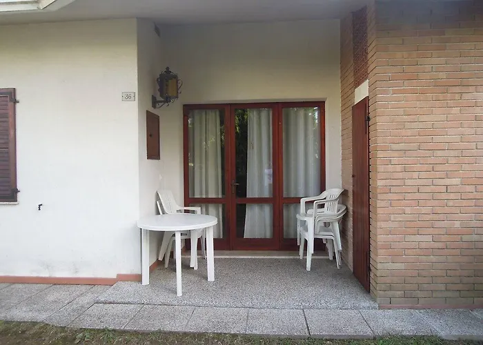 Peaceful With Garden Surrounded By Nature *